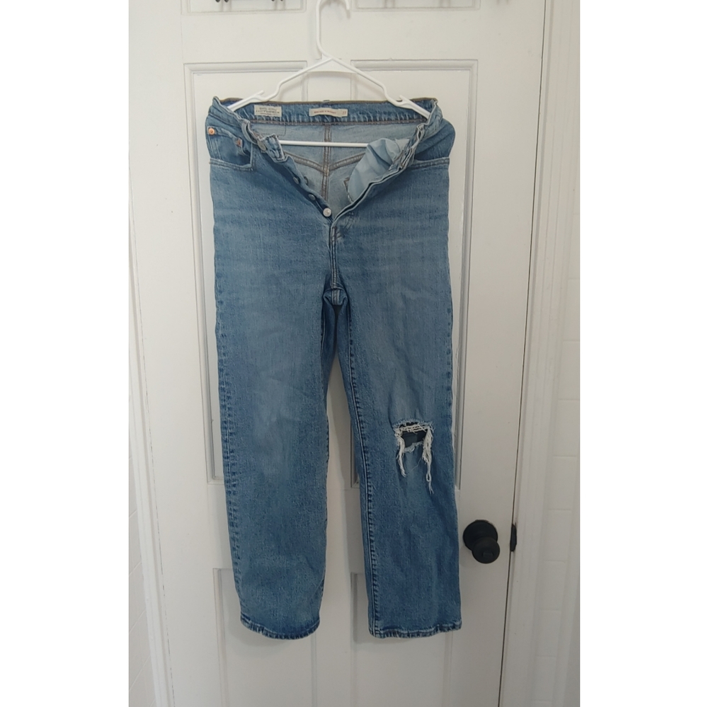 Levi ribcage jeans